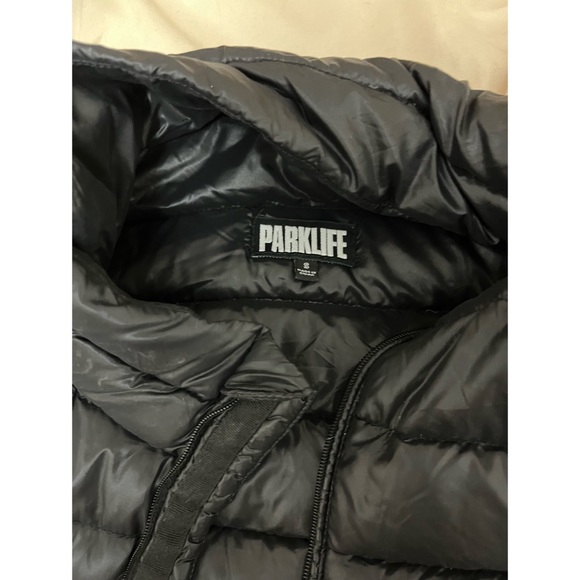 BNWOT ARITZIA PUFFER VET - Picture 2 of 5